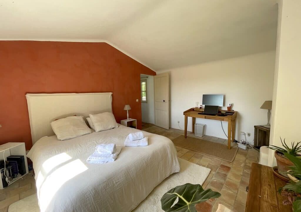 Photo of Bedroom in Lambesc