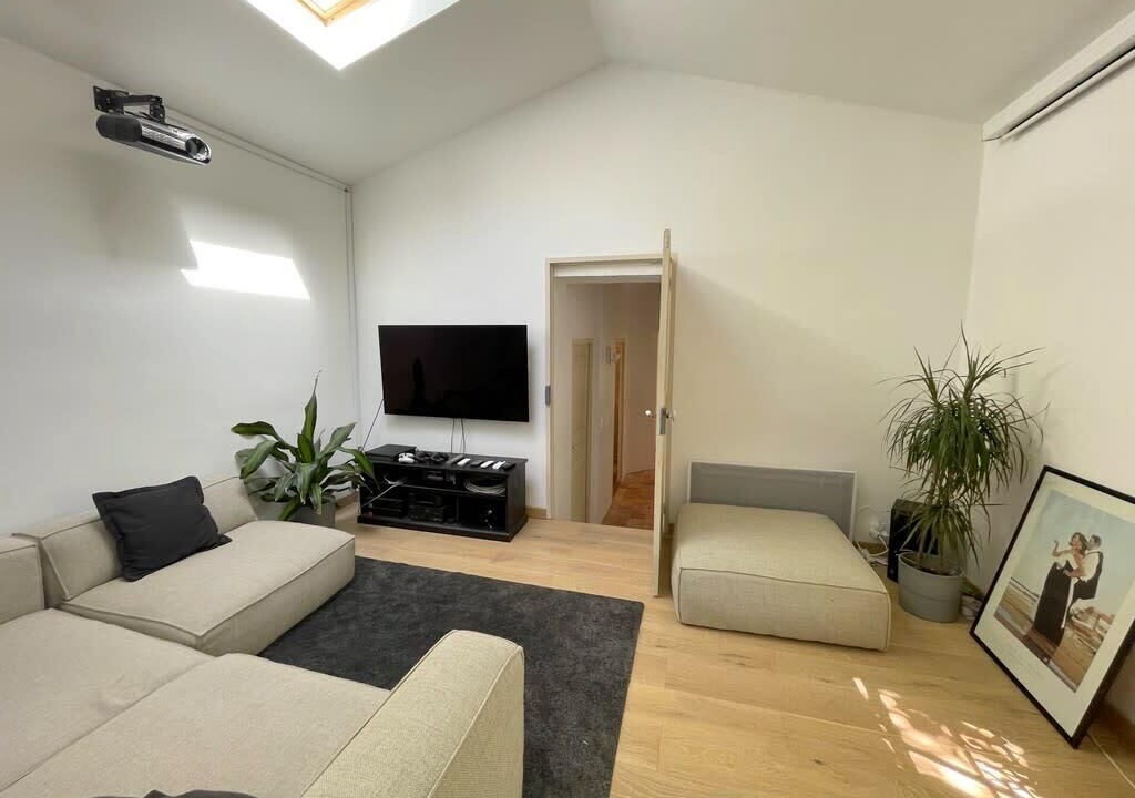 Photo of Livingroom in Lambesc