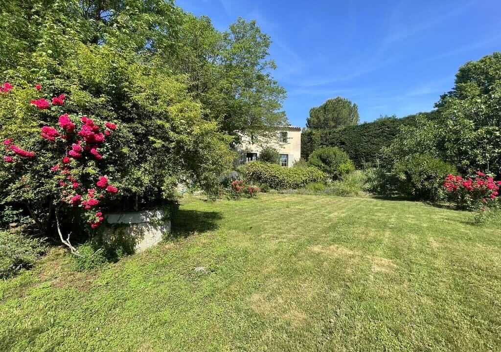 Photo of Outdoor in Lambesc