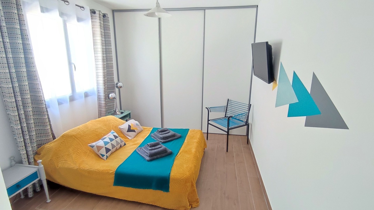 Photo of Bedroom in Oppede