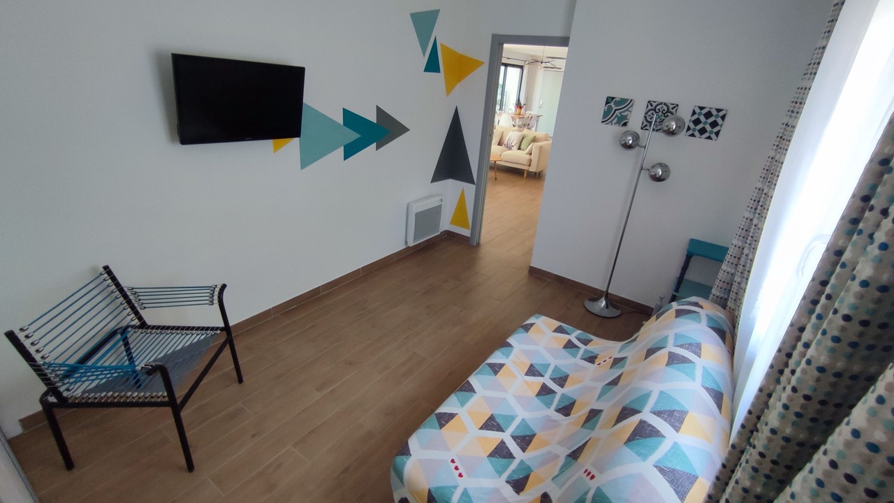 Photo of Bedroom in Oppede