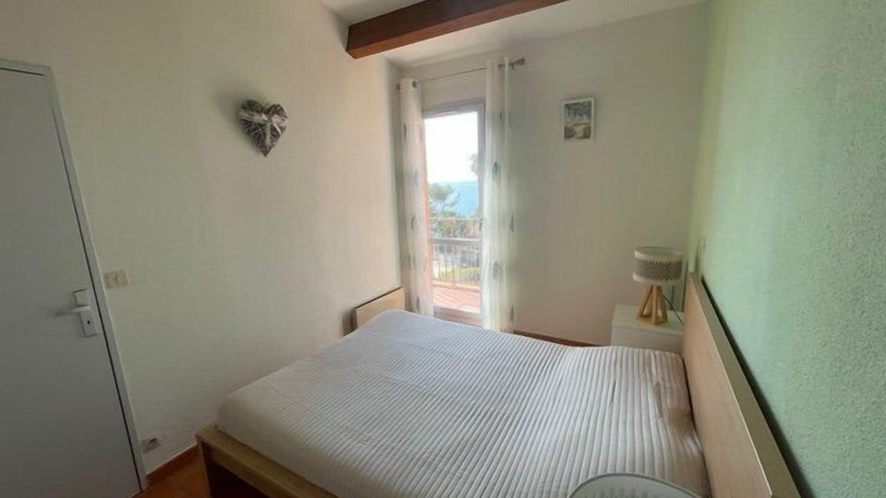 Photo of Bedroom in Saint-Mandrier-sur-Mer