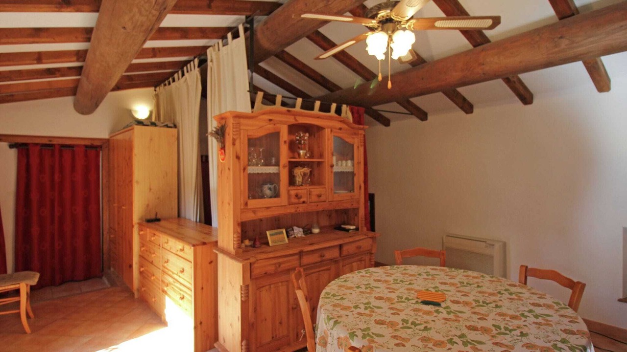 Photo of Livingroom in Oppede