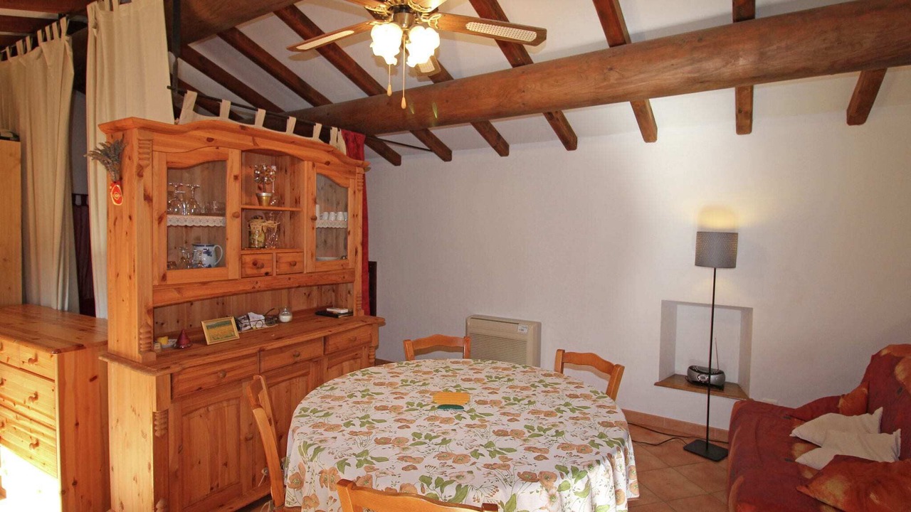 Photo of Livingroom in Oppede