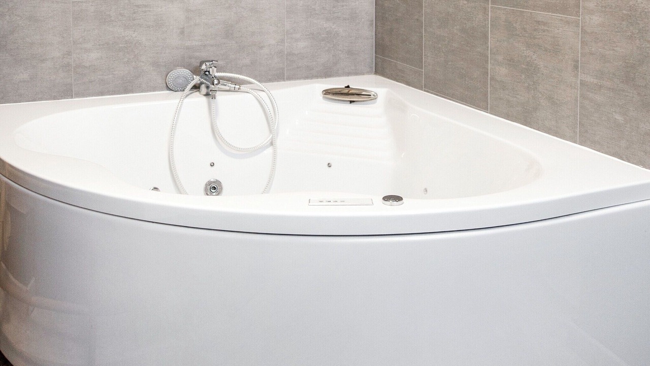 Photo of Bathroom in Orange
