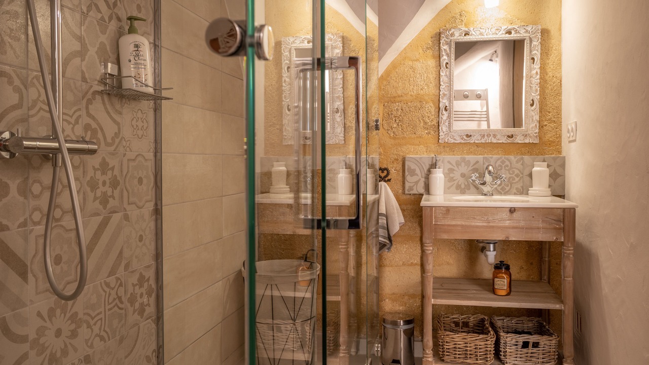 Photo of Bathroom in Vers-Pont-du-Gard