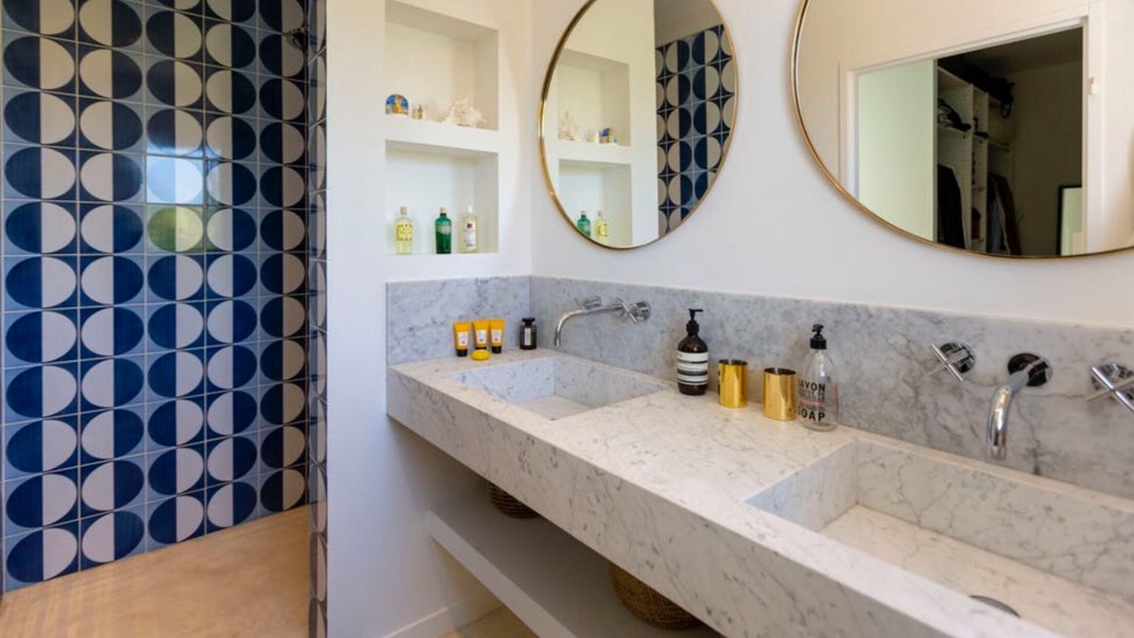 Photo of Bathroom in 8th Arrondissement
