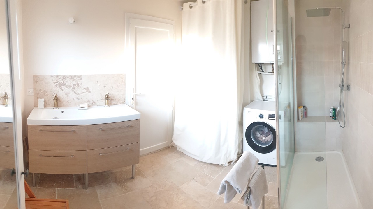 Photo of Bathroom in Boulbon