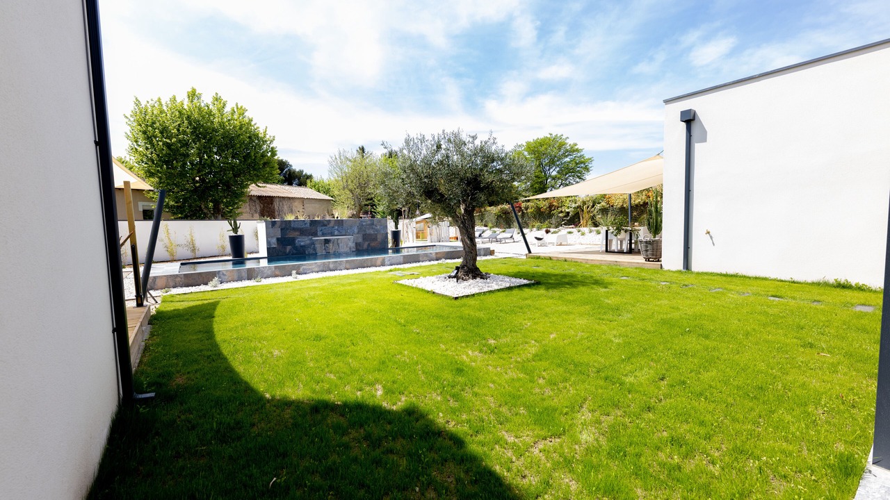 Photo of Outdoor in Molleges