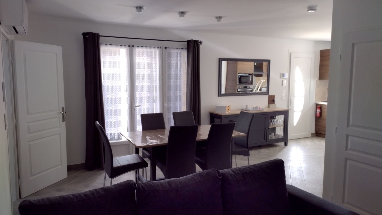 Photo of Livingroom in Seillons-Source-d'Argens