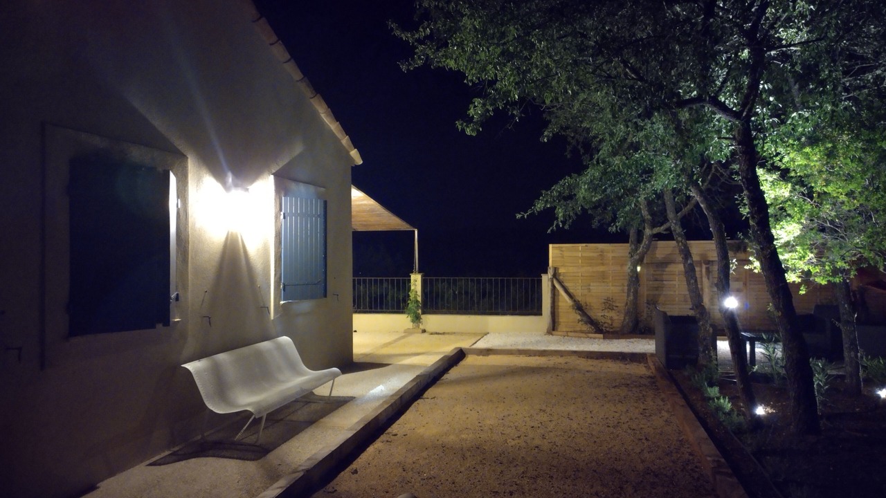Photo of Patio Balcony in Seillons-Source-d'Argens