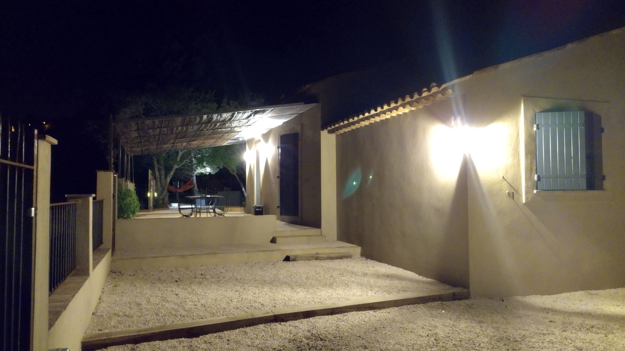Photo of Patio Balcony in Seillons-Source-d'Argens