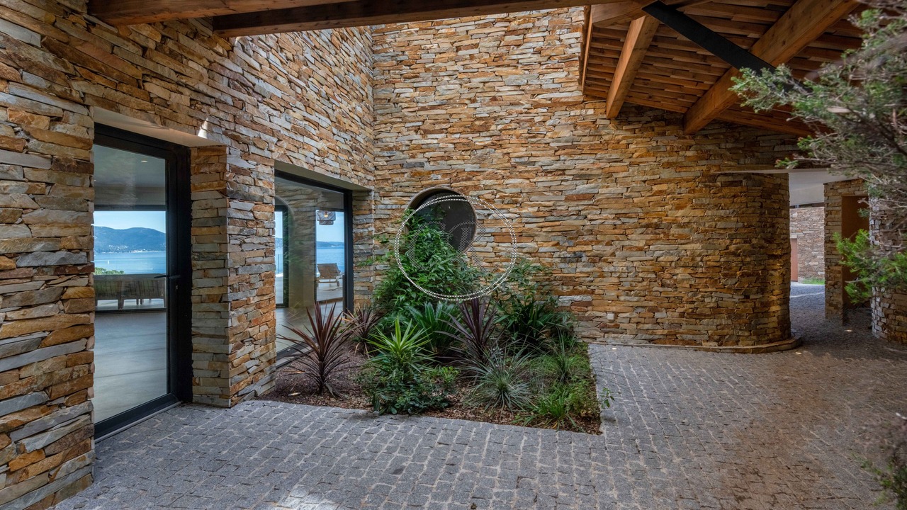 Photo of Outdoor in Cap Benat