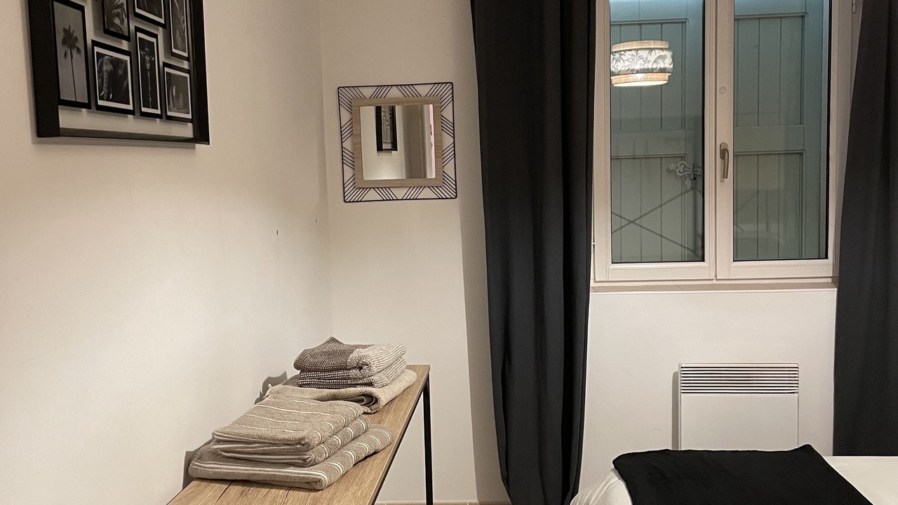 Photo of Bedroom in Gordes