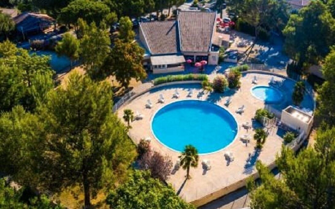 Photo of Outdoor in La Roque-d'Antheron