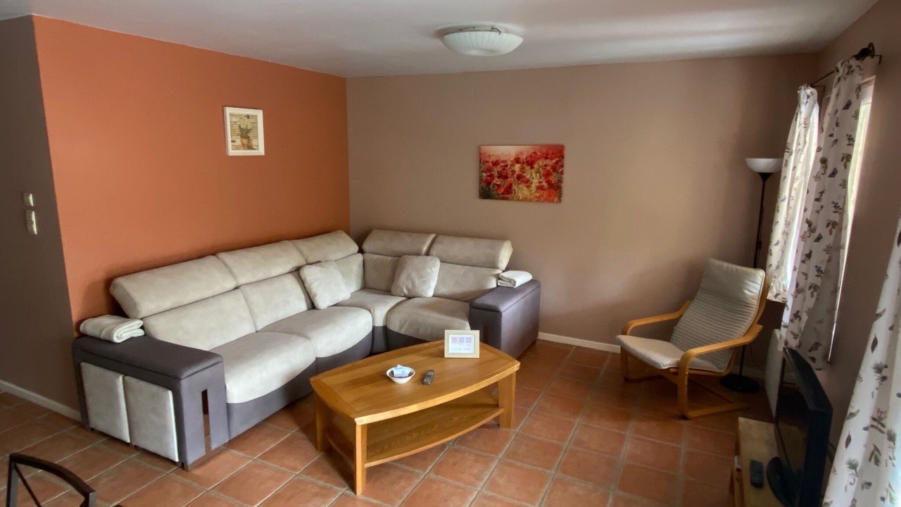 Photo of Livingroom in Allemagne-en-Provence