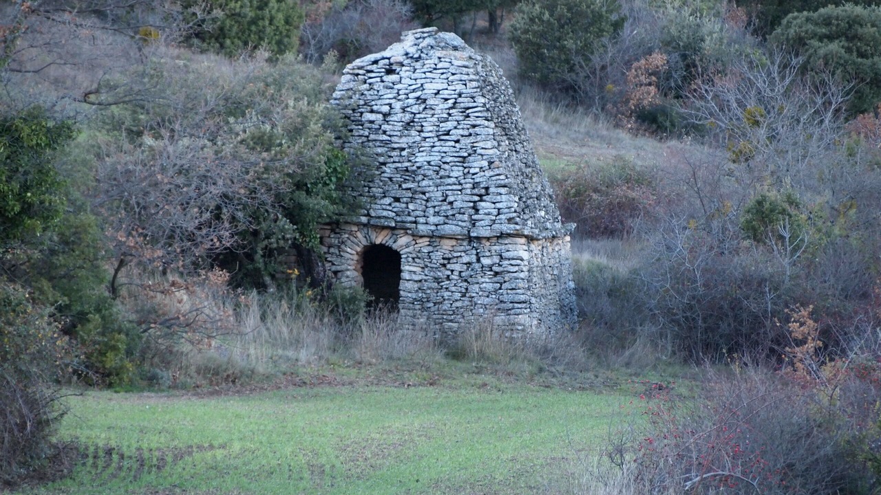 Photo of Others in Rustrel