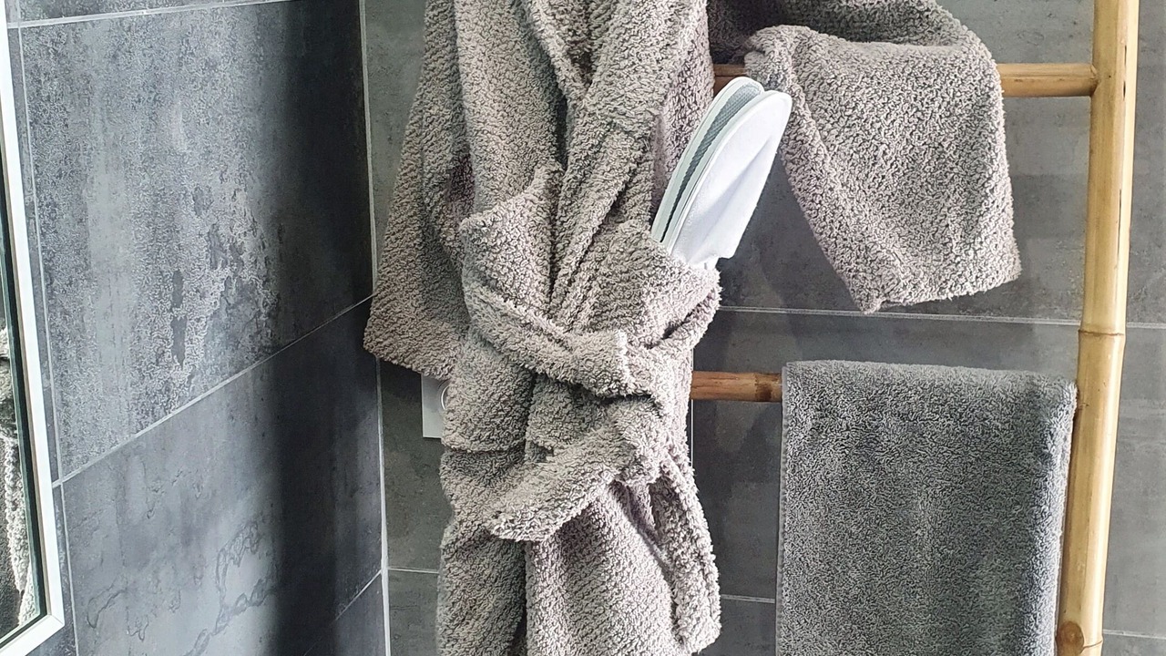 Photo of Bathroom in Orange