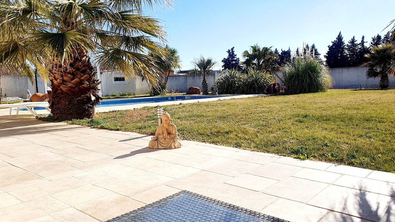 Photo of Outdoor in Orange