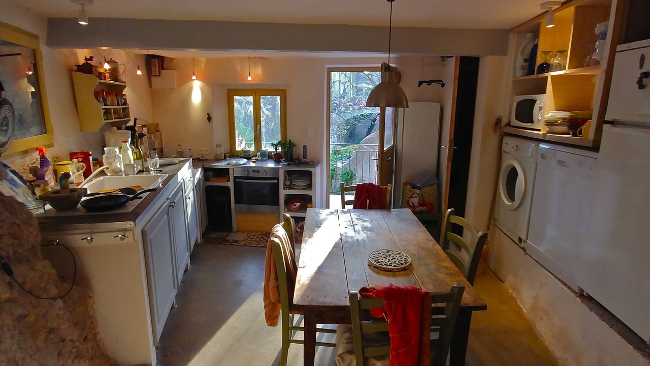 Photo of Kitchen in Correns