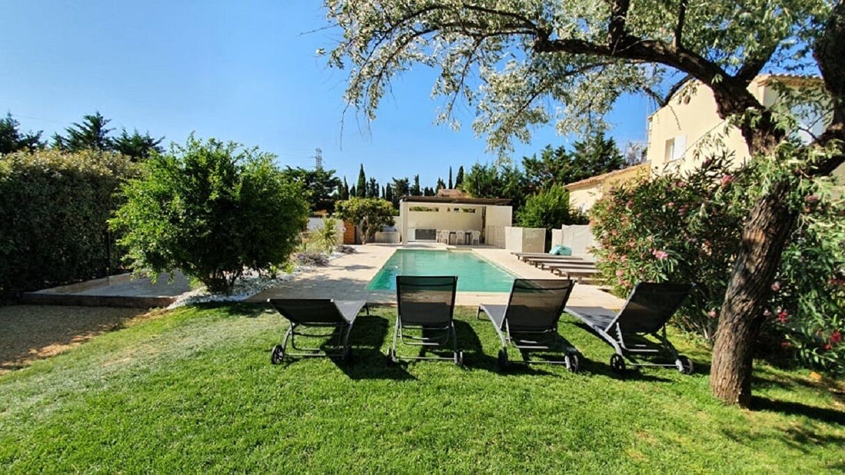 Photo of Outdoor in Noves