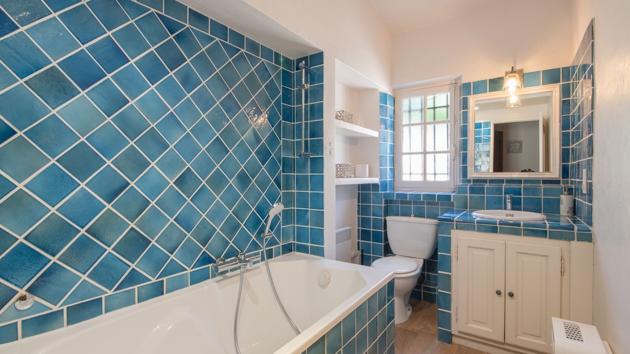Photo of Bathroom in Callas