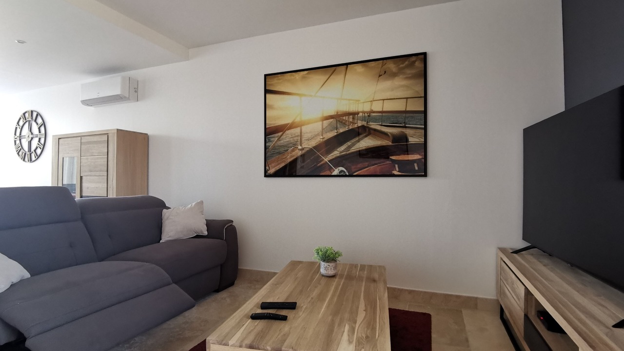 Photo of Livingroom in Le Pradet