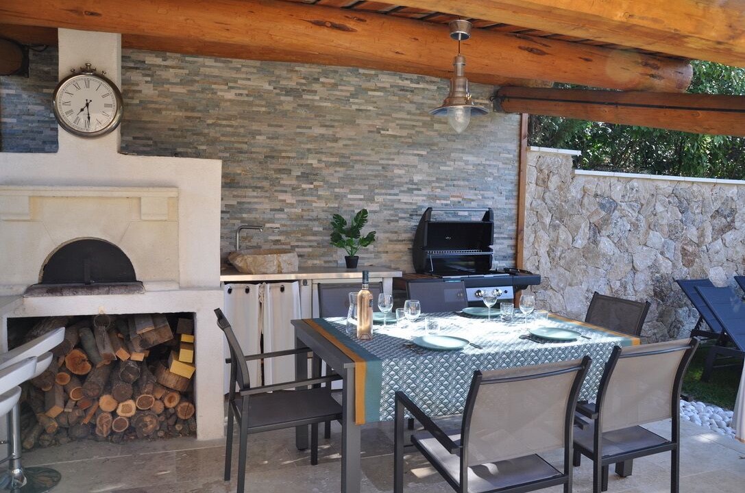 Photo of Outdoor in Pertuis