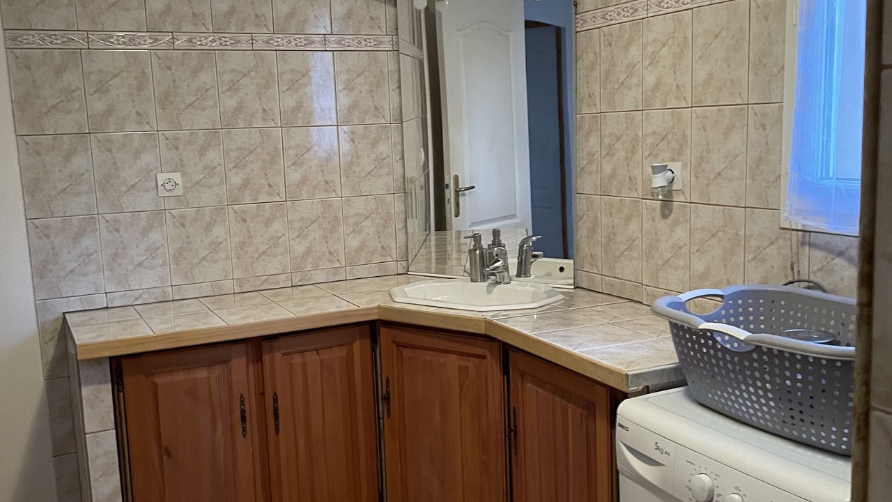 Photo of Bathroom in Regusse