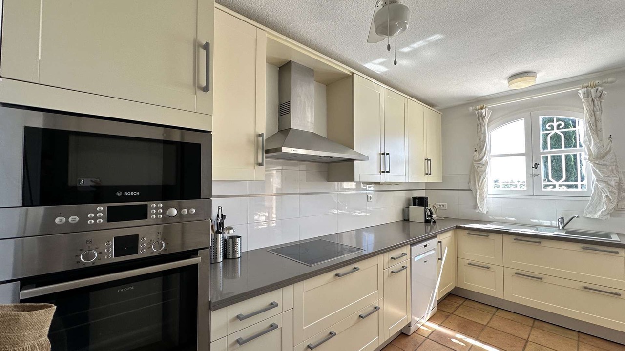 Photo of Kitchen in La Londe-les-Maures