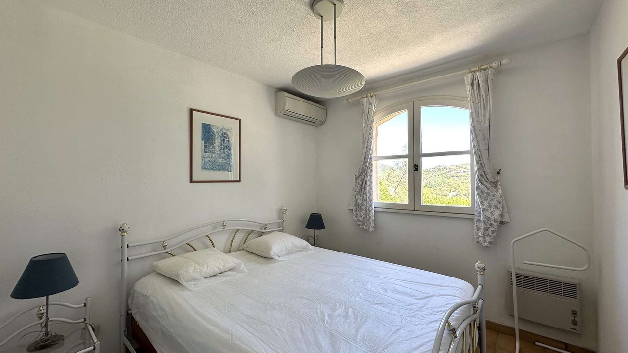 Photo of Bedroom in La Londe-les-Maures