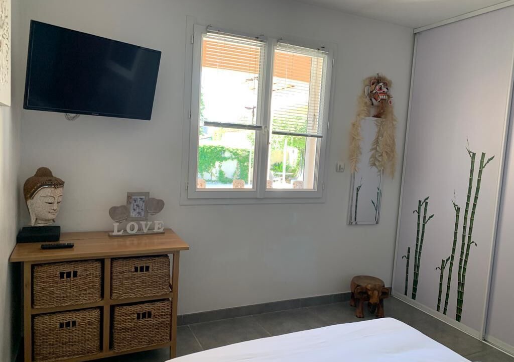 Photo of Bedroom in Istres
