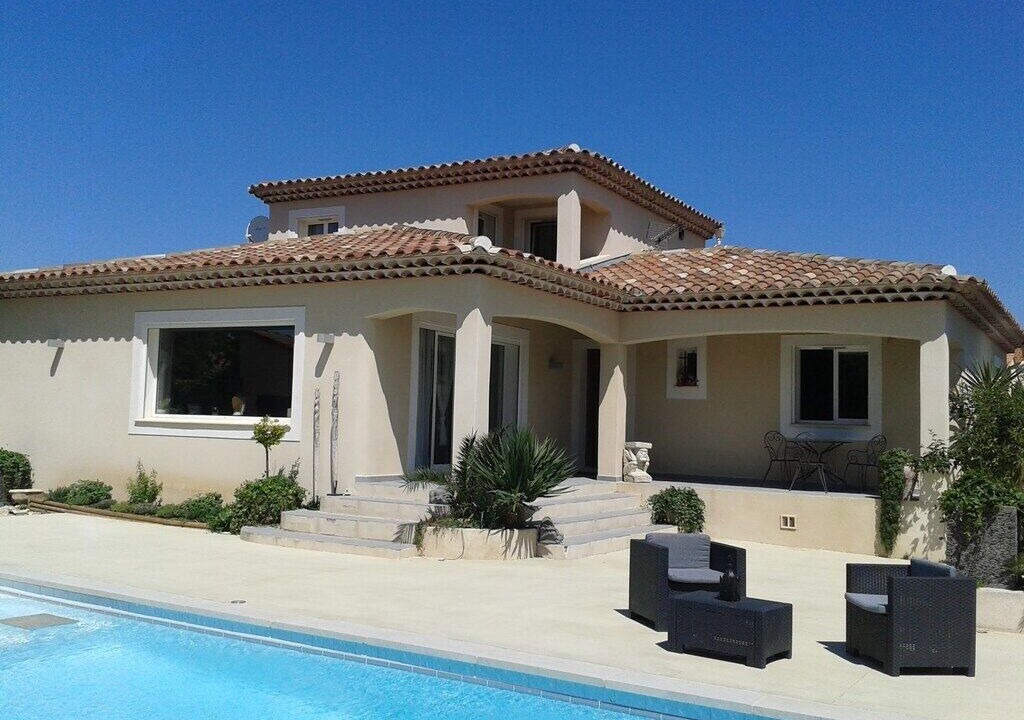 Photo of Outdoor in Istres