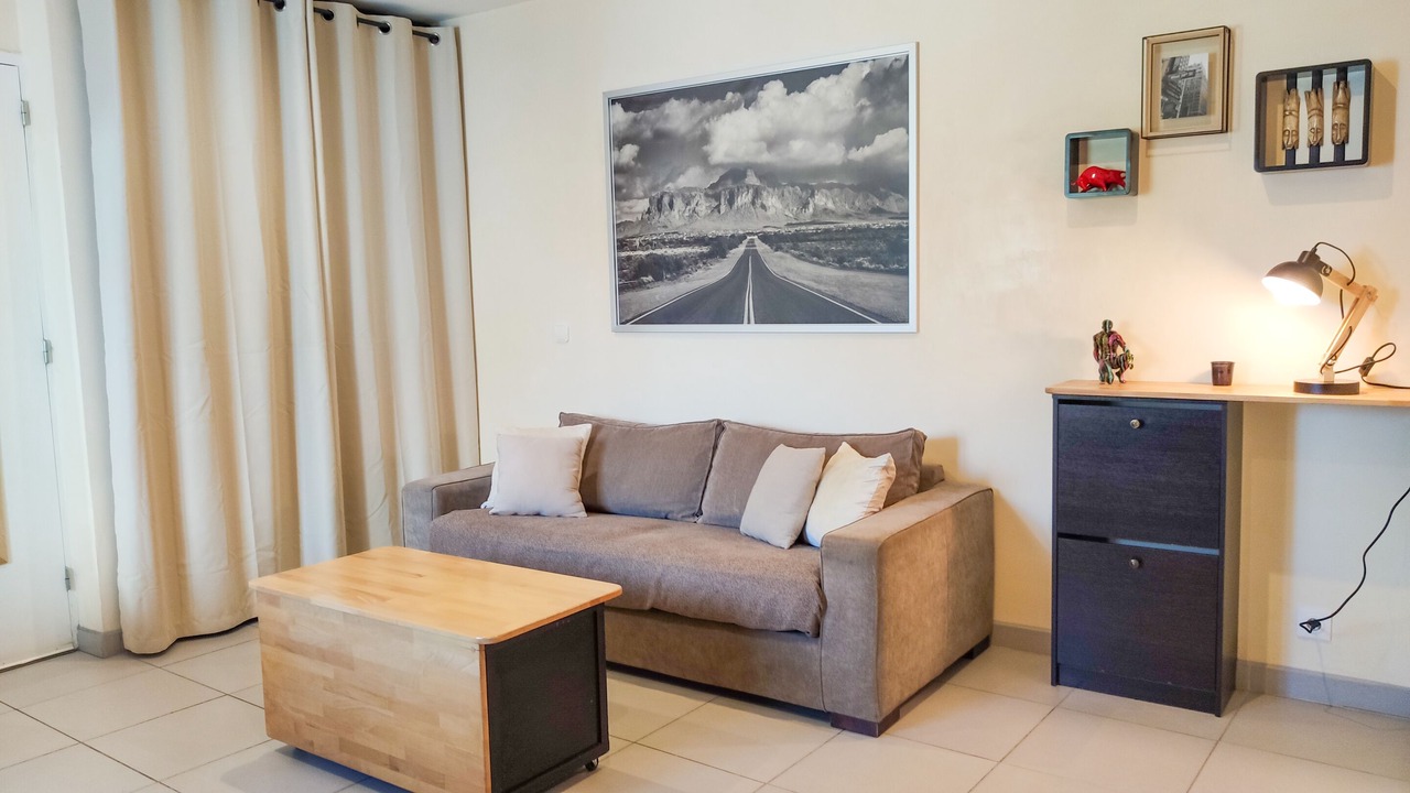 Photo of Bedroom in Plan-de-Cuques