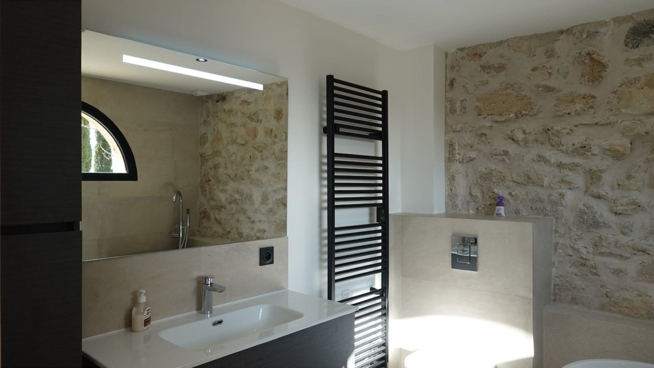 Photo of Bathroom in Callas