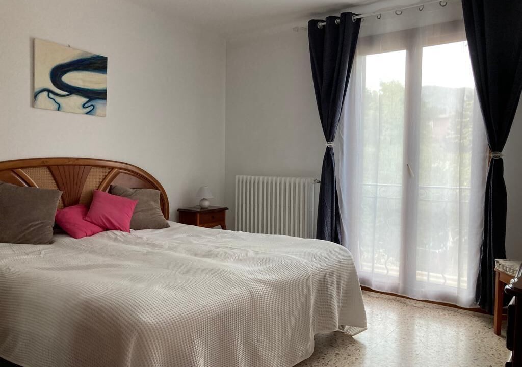 Photo of Bedroom in Moustiers-Sainte-Marie