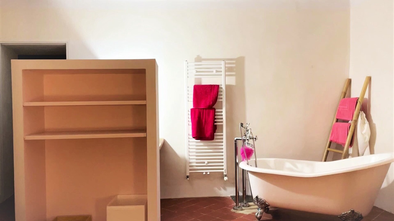 Photo of Bathroom in Ansouis