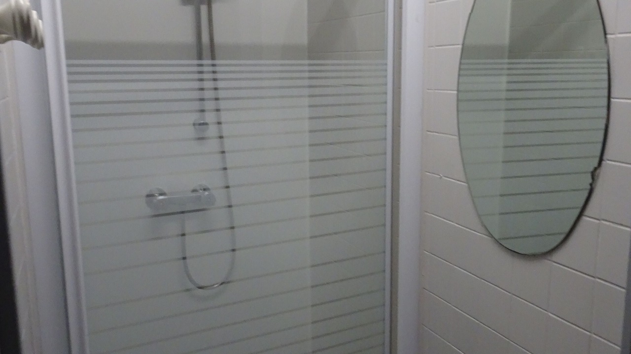 Photo of Bathroom in Venterol