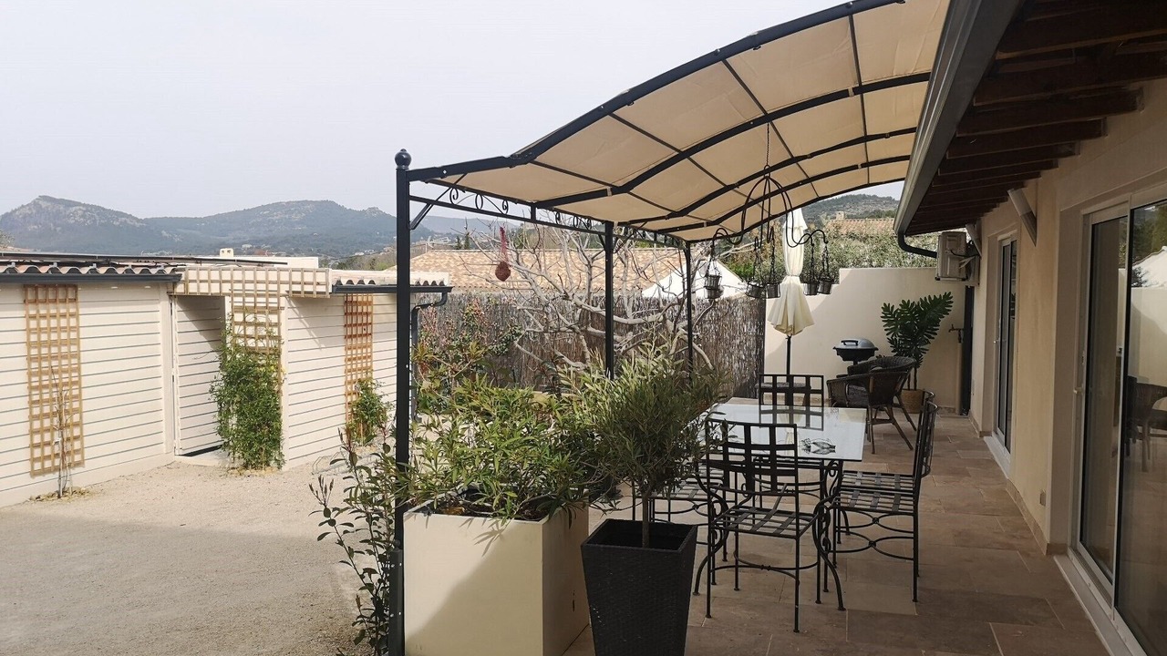 Photo of Outdoor in Caromb
