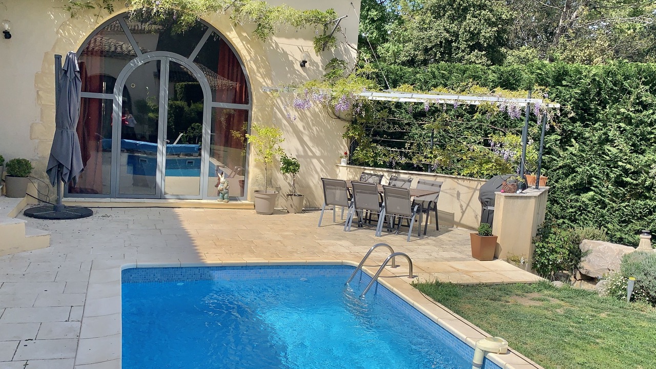 Photo of Outdoor in Pont Royal