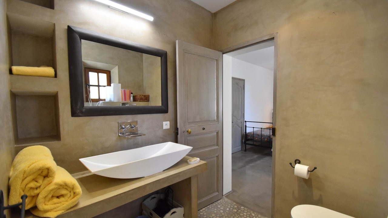 Photo of Bathroom in Roussillon