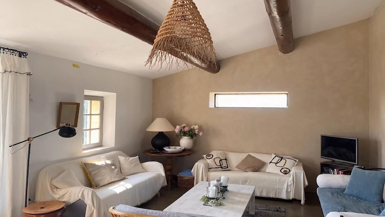 Photo of Livingroom in Roussillon