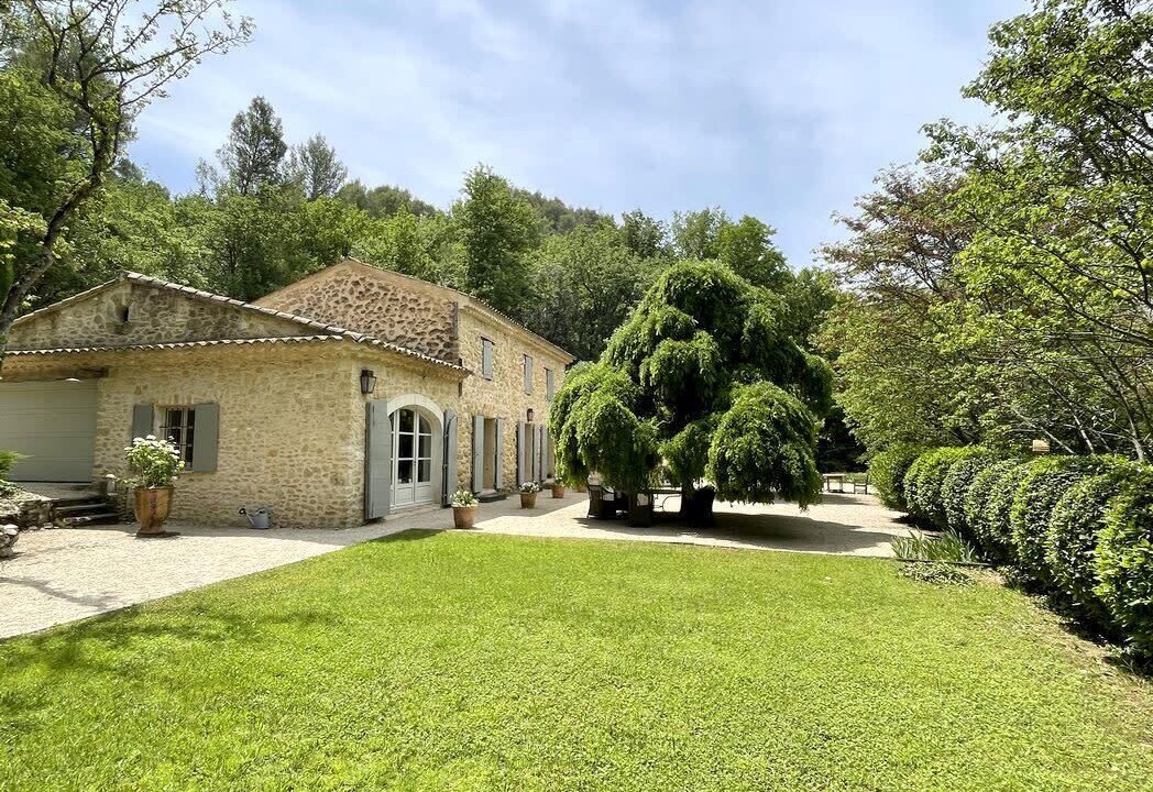 Photo of Outdoor in Cadenet