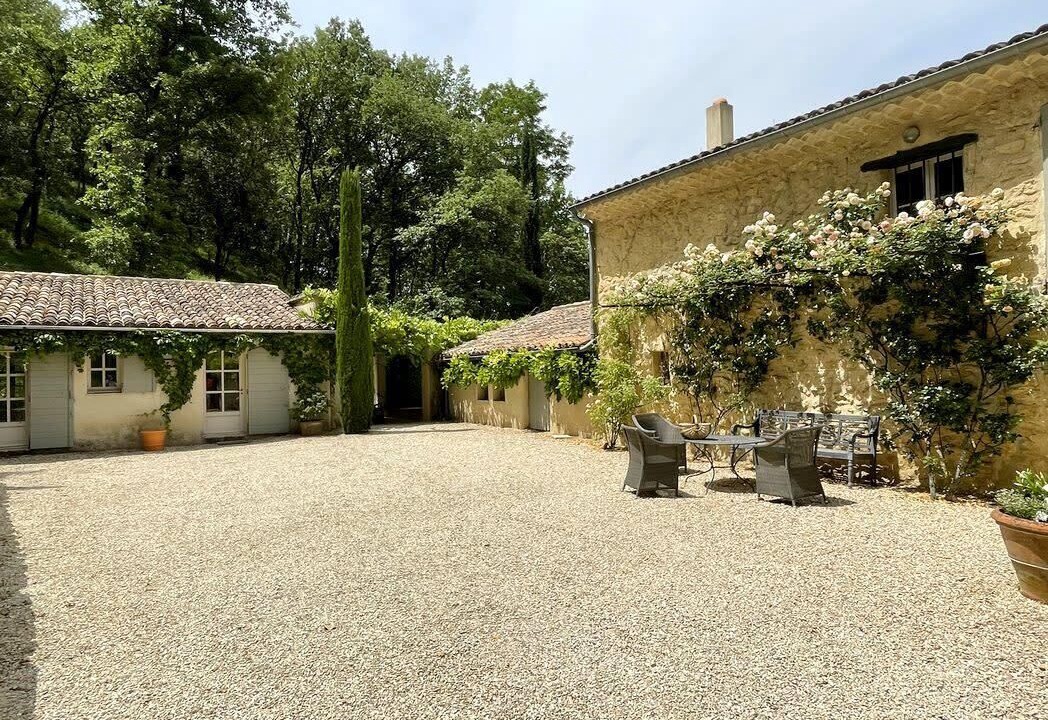 Photo of Outdoor in Cadenet