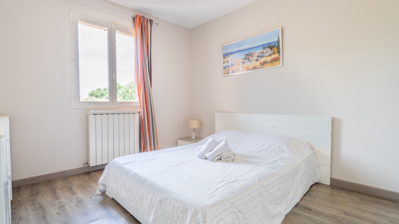 Photo of Bedroom in Sormiou