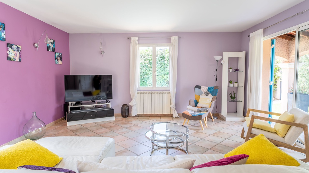 Photo of Bedroom in Sormiou