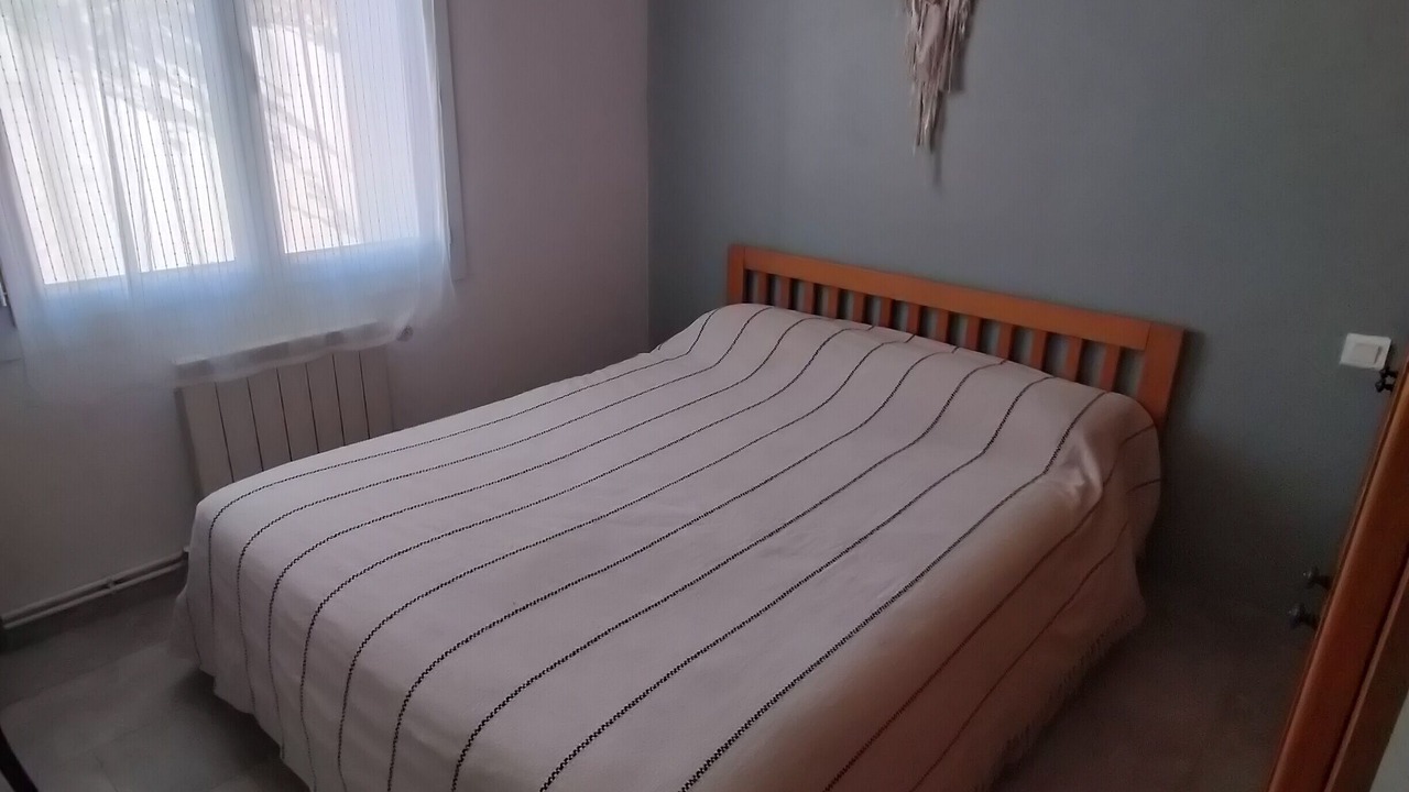 Photo of Bedroom in Noves