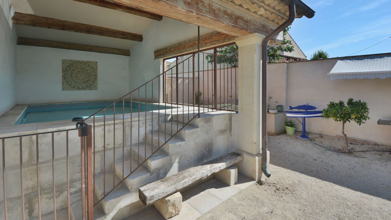 Photo of Outdoor in Noves