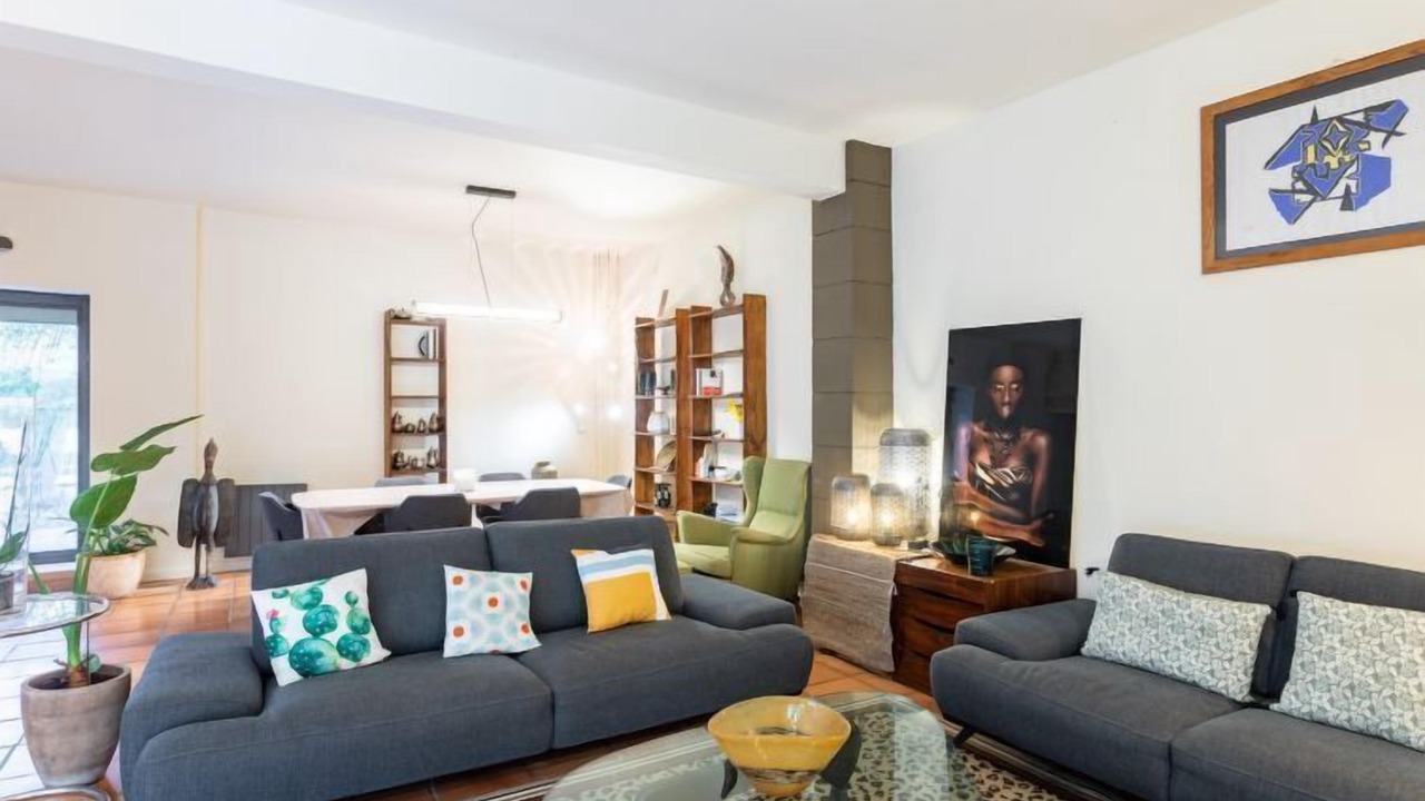 Photo of Livingroom in Jonquieres-Saint-Vincent