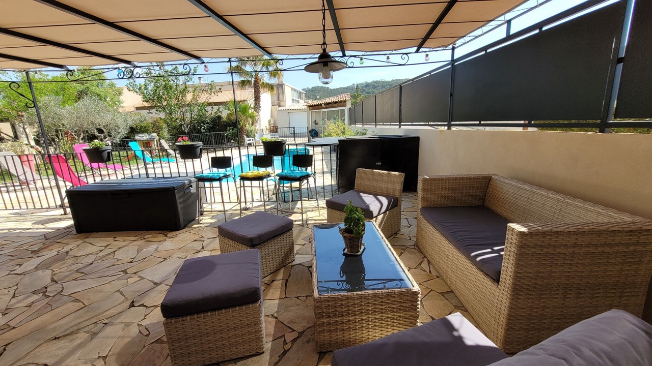 Photo of Patio Balcony in Chateauneuf-les-Martigues